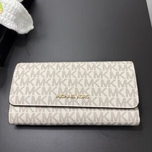 MICHEAL KORS WALLET